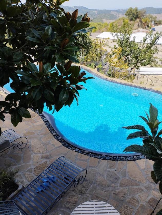 Hotel Turisalba Ishem Exterior foto